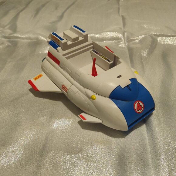 Vintage ToyBiz Fantasic Four Mr Fantastic Sky Shuttle (1995) - Picture 2 of 4